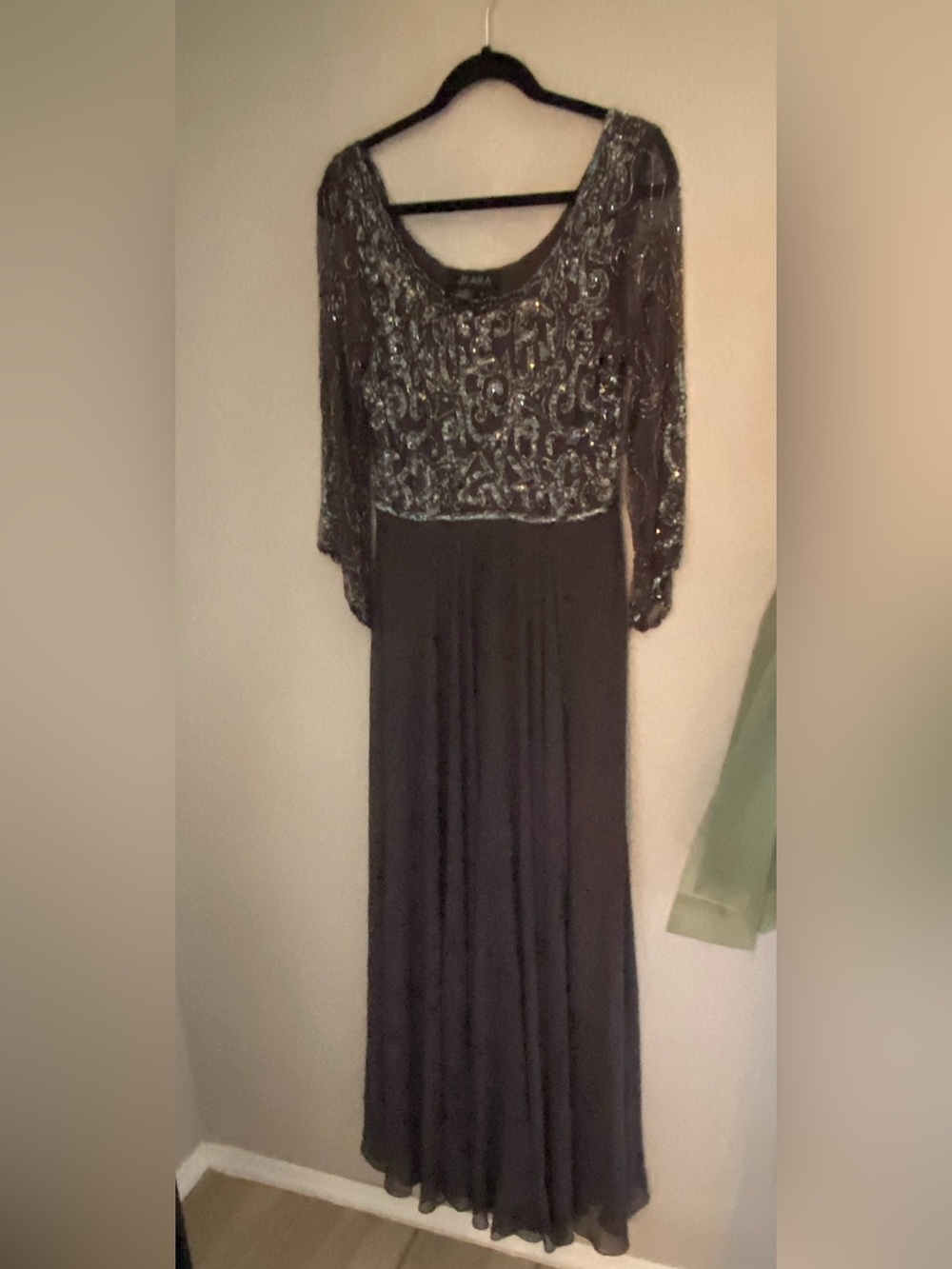 JKara Brown/Mocha Beaded Sequin Mesh Sheer Lined Long Gown 3/4 Sleeve Sz 8, EUC